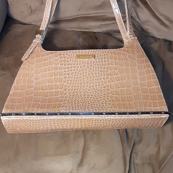 VINTAGE LIZ CLAIBORNE nude faux alligator purse - Picture 5 of 10